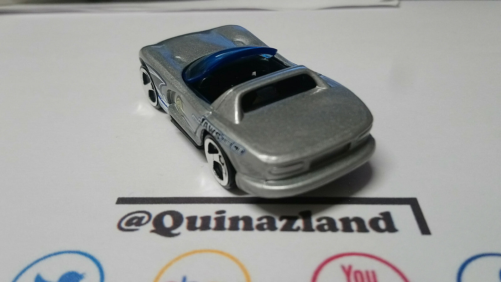 Hot Wheels Dodge Viper RT/10 2000-178 (A28)