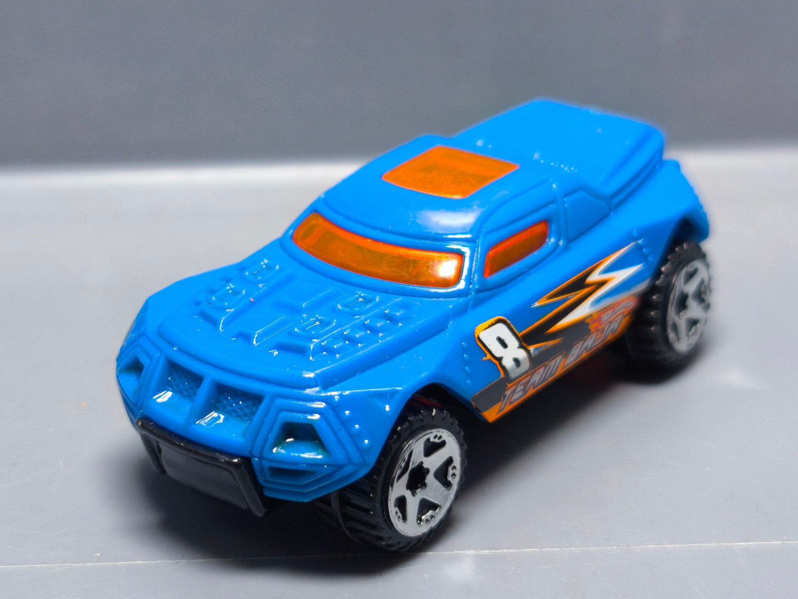 hot wheels 2010 racing rigs RD-08 (A19)