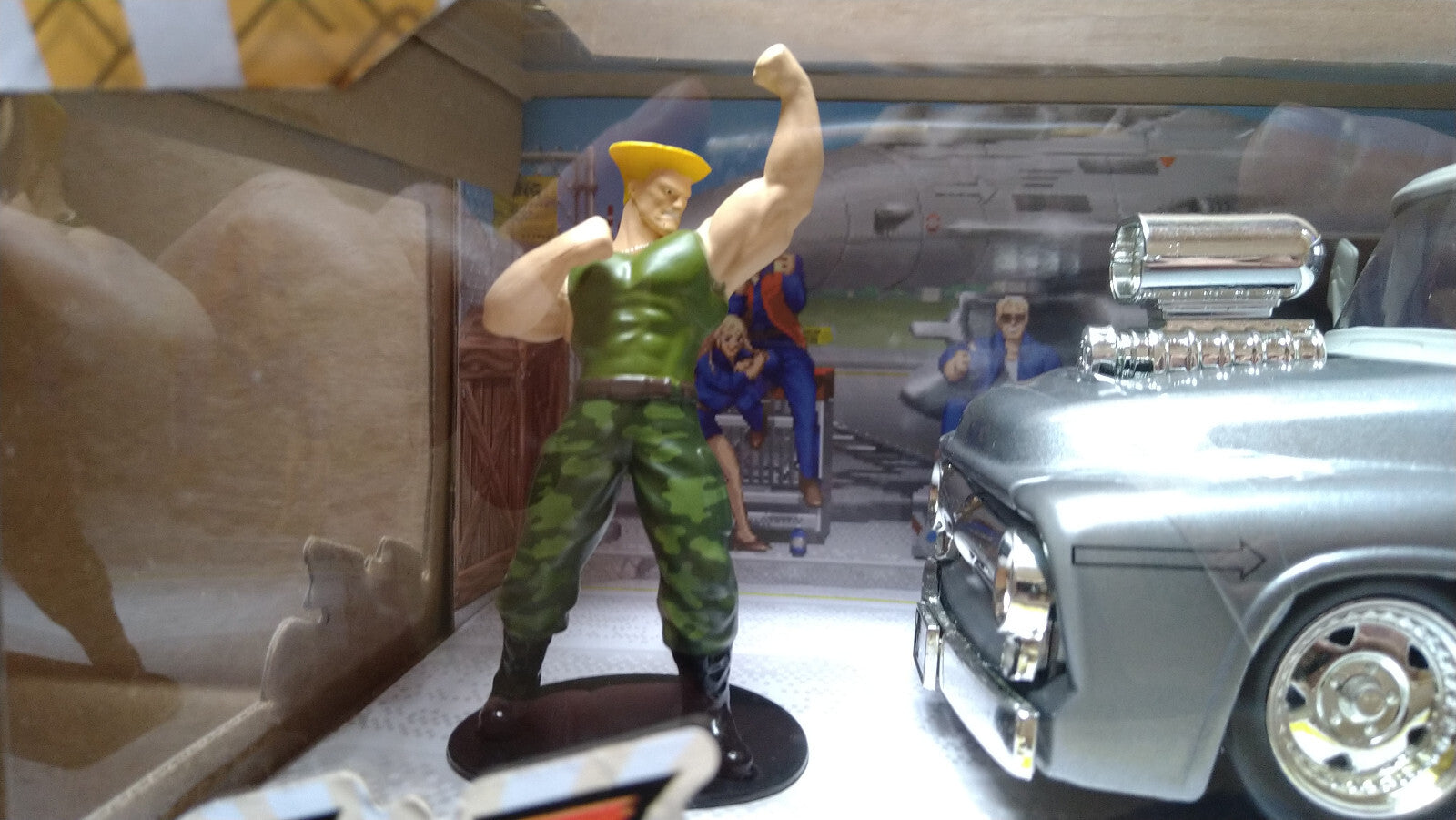 Jada 1/24 STREET FIGHTER  Guile & 1956 Ford F-100 (ET)