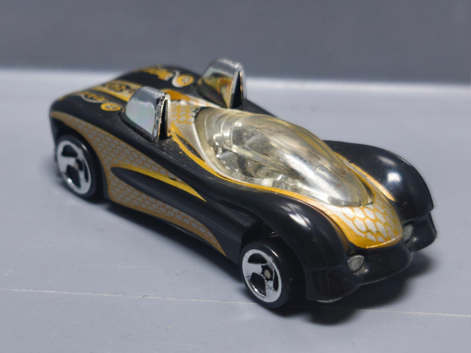 Hot Wheels Power pipes 1999 mystery car (A35)