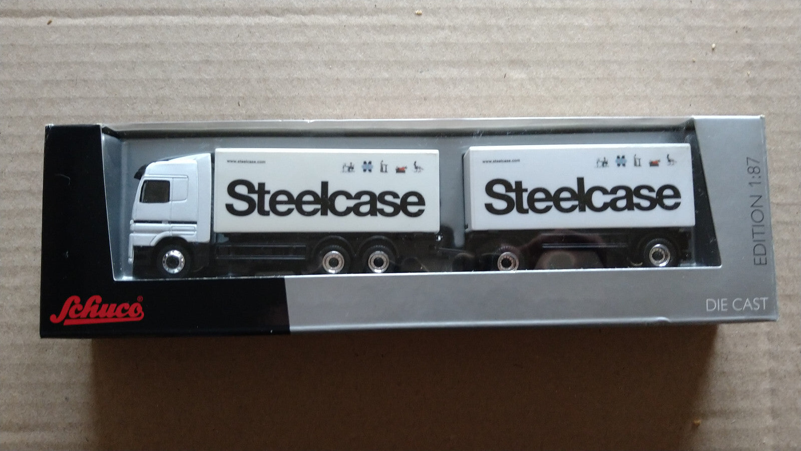 Schuco 1/87 Distribué par steelcase aux clients Mercedes-Benz actros   (C10)