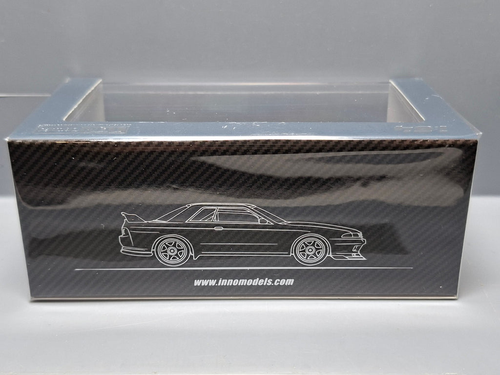 INNO64 Top Secret Nissan Skyline R32 GT-R, stealth grey (CP19)