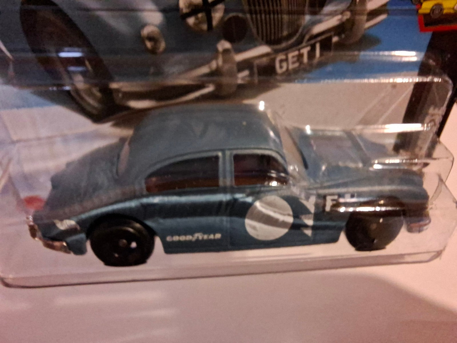 Hot Wheels Jaguar MK1   2025-075 (NP02)