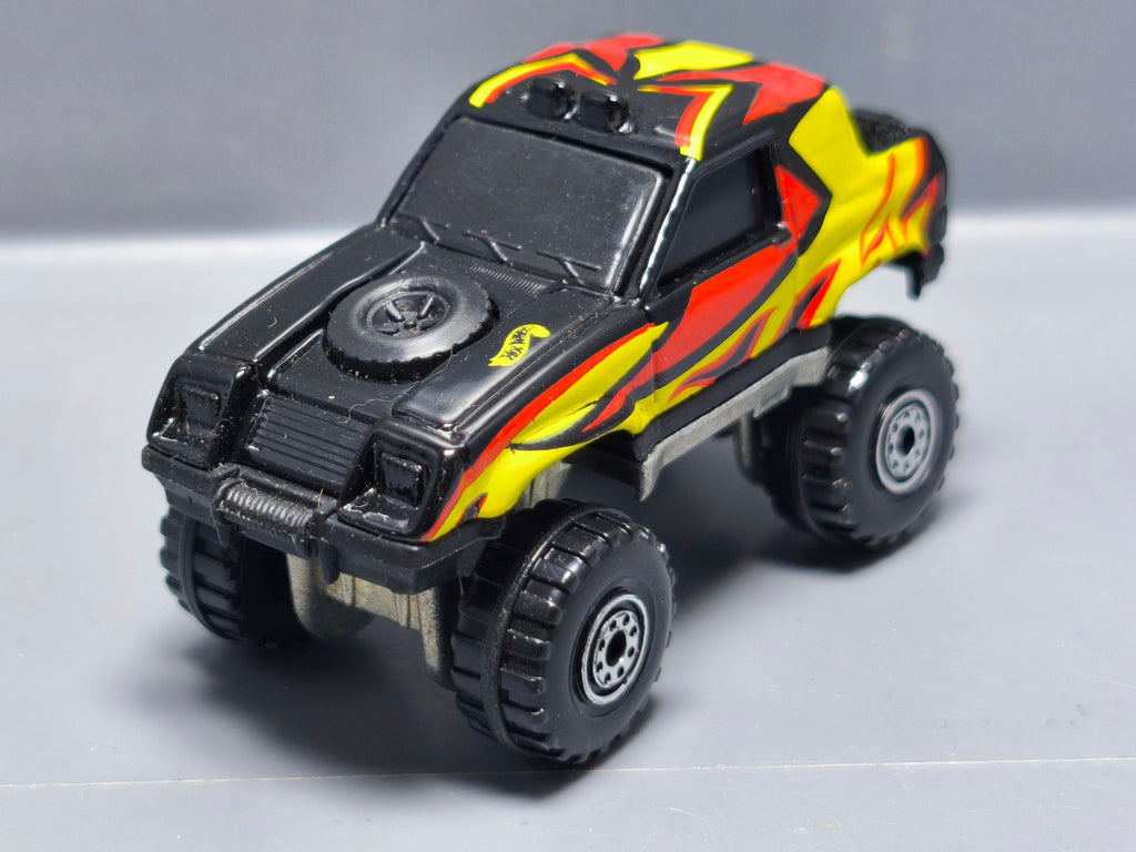 Hot Wheels Gulch Stepper  Collector 251 CT  (A39)