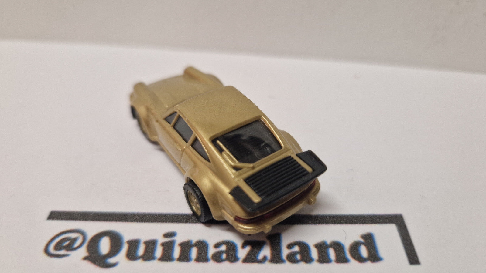 Herpa 1/87 Porsche 911 trubo dorée  ⚠️ manque les rétroviseurs   (A03)
