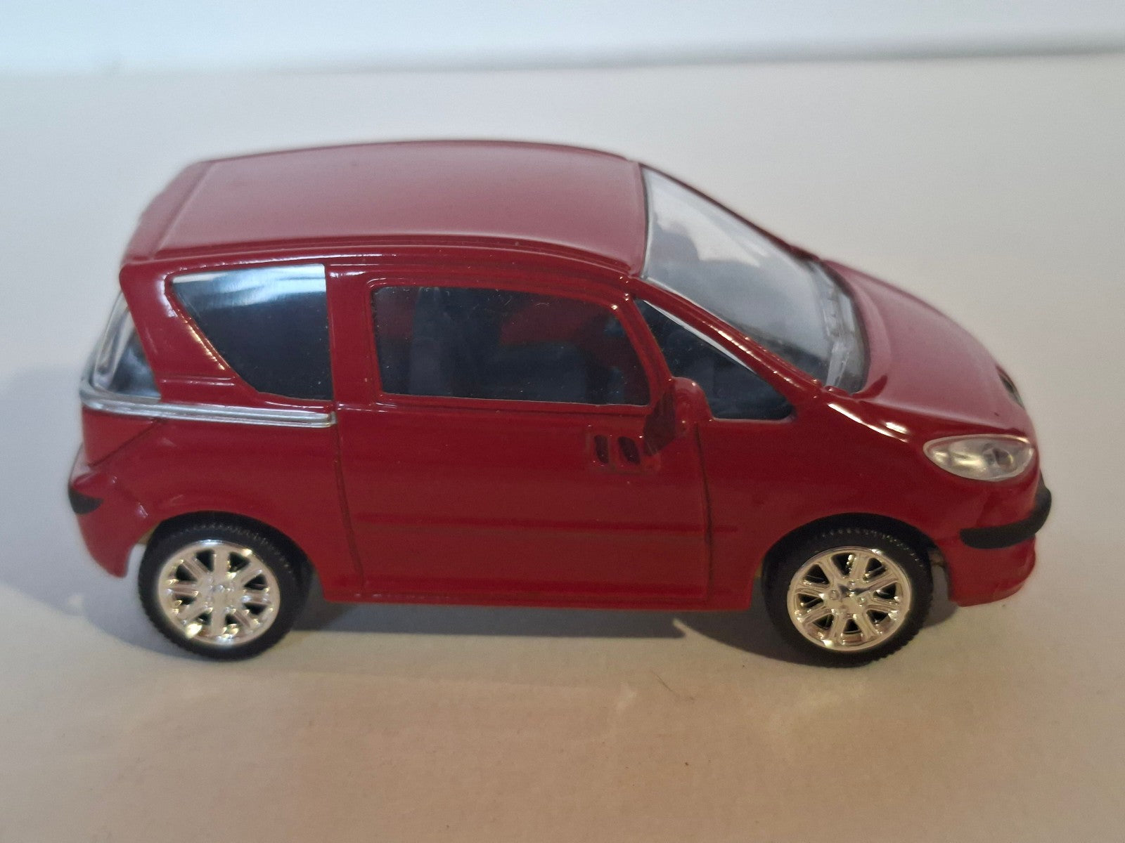 Norev  Peugeot 1007   (A02)