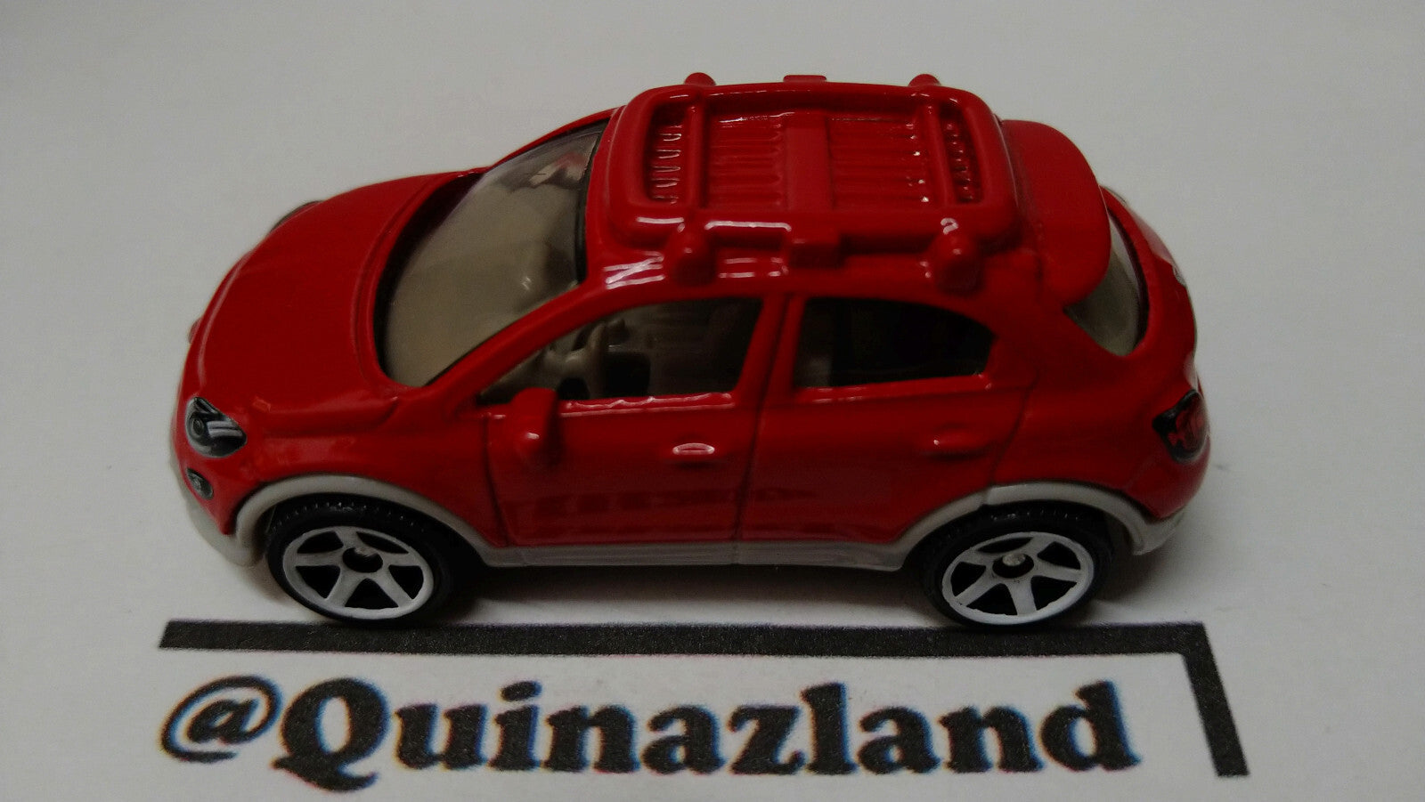 Matchbox  2021 multipack 2016 fiat 500X  (A12)