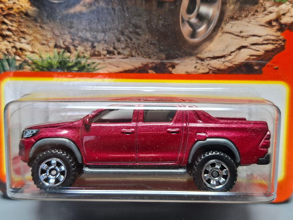Matchbox Toyota hilux pickup 2021 -13 (NP16)