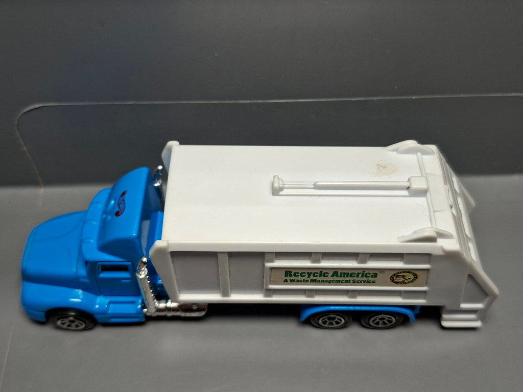 Hot Wheels 1997 haulers Recycle america   (NG34)