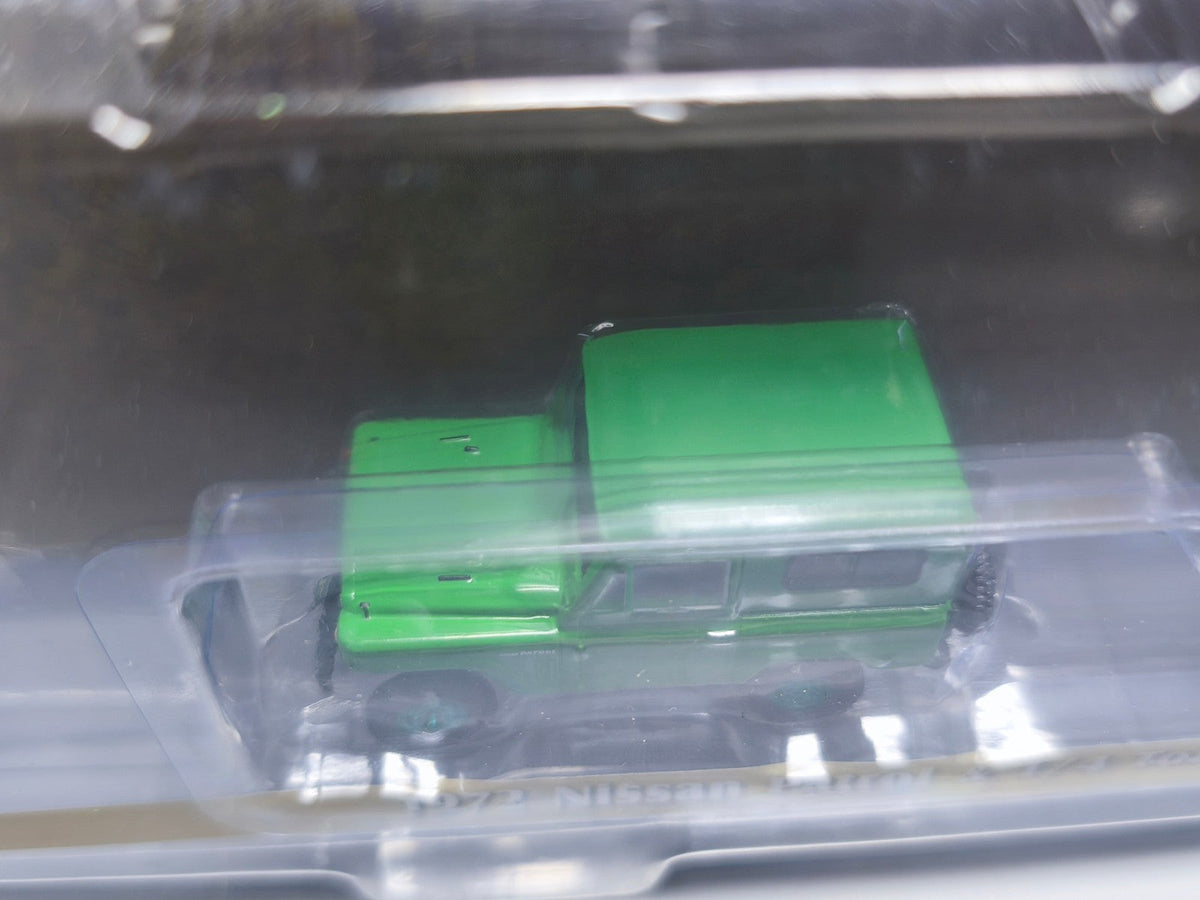 Greenlight Hitch & Tow 1972 Nissan Patrol and 1/4 Ton Cargo Trailer Chase (CT03)