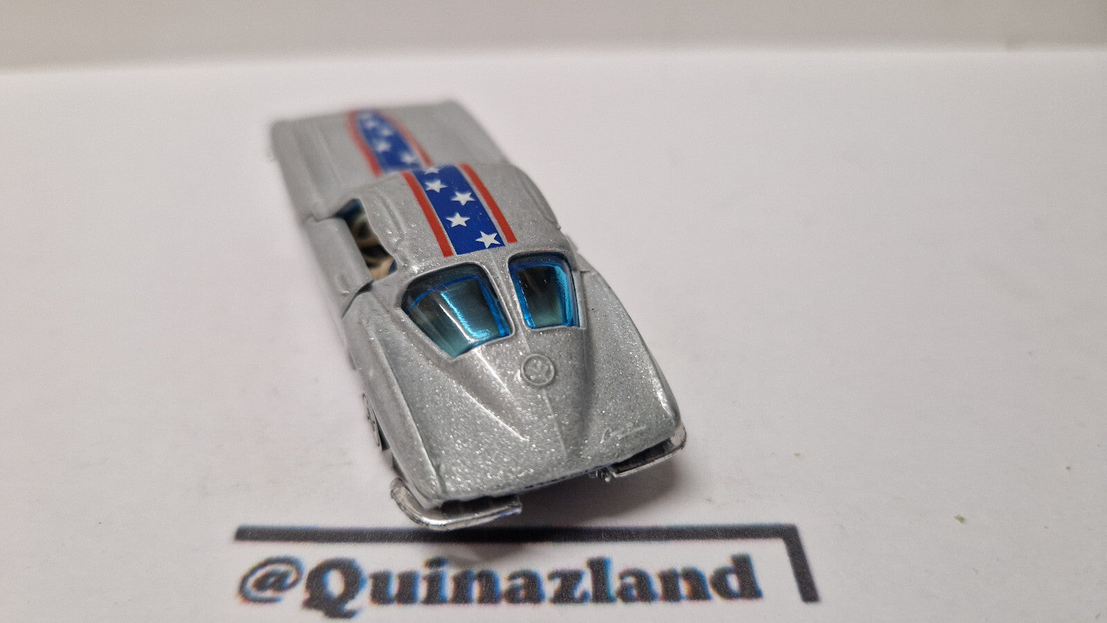 Yatming  Road tough 63 corvette   (A30)