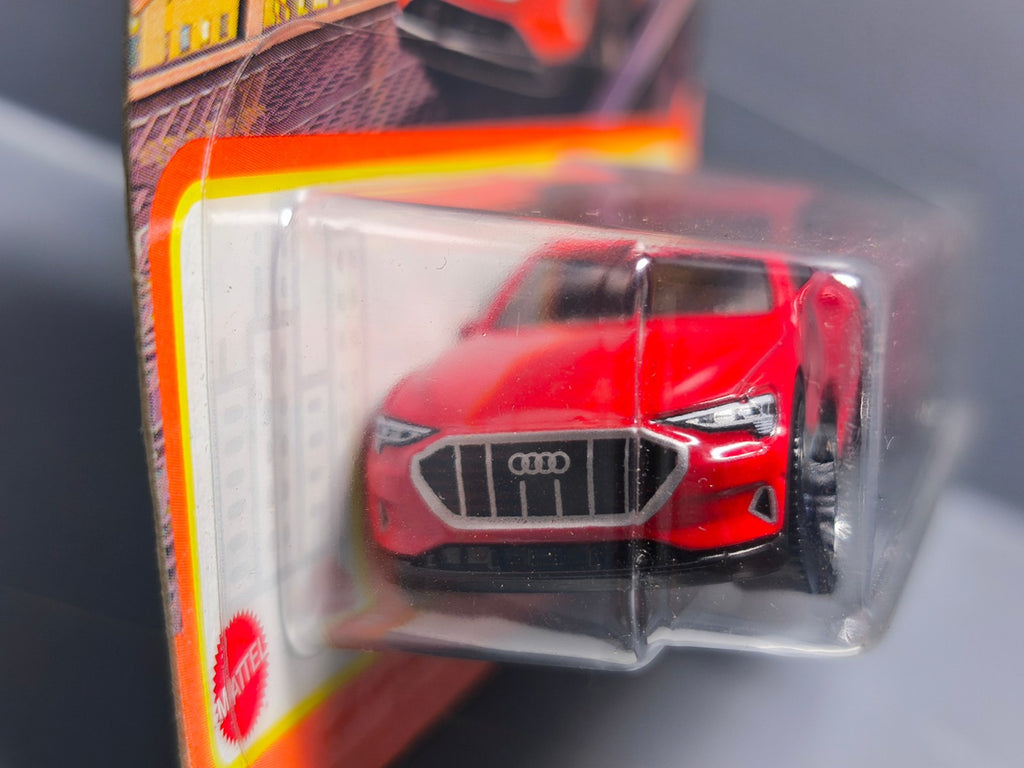 Matchbox Audi e-tron   n° 5 (NP24)