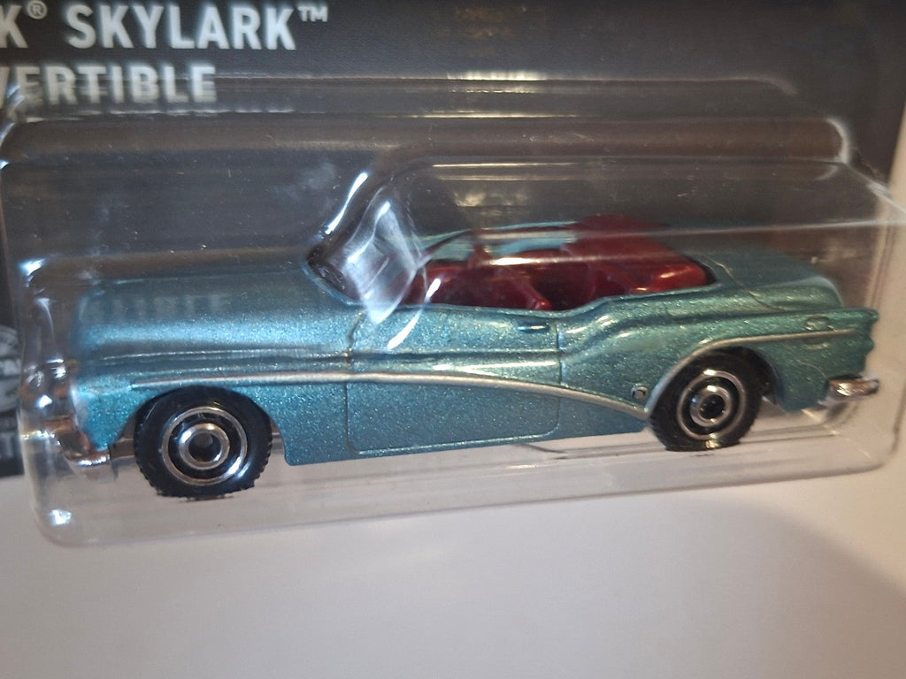 Matchbox 2025 American Convertible 1953 Buick Skylark Convertible   (NP28)