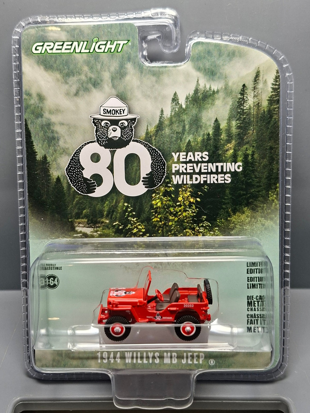 Greenlight Anniversary Collection series 17 1944 Willys MB  Smokey Bear  (NG44)