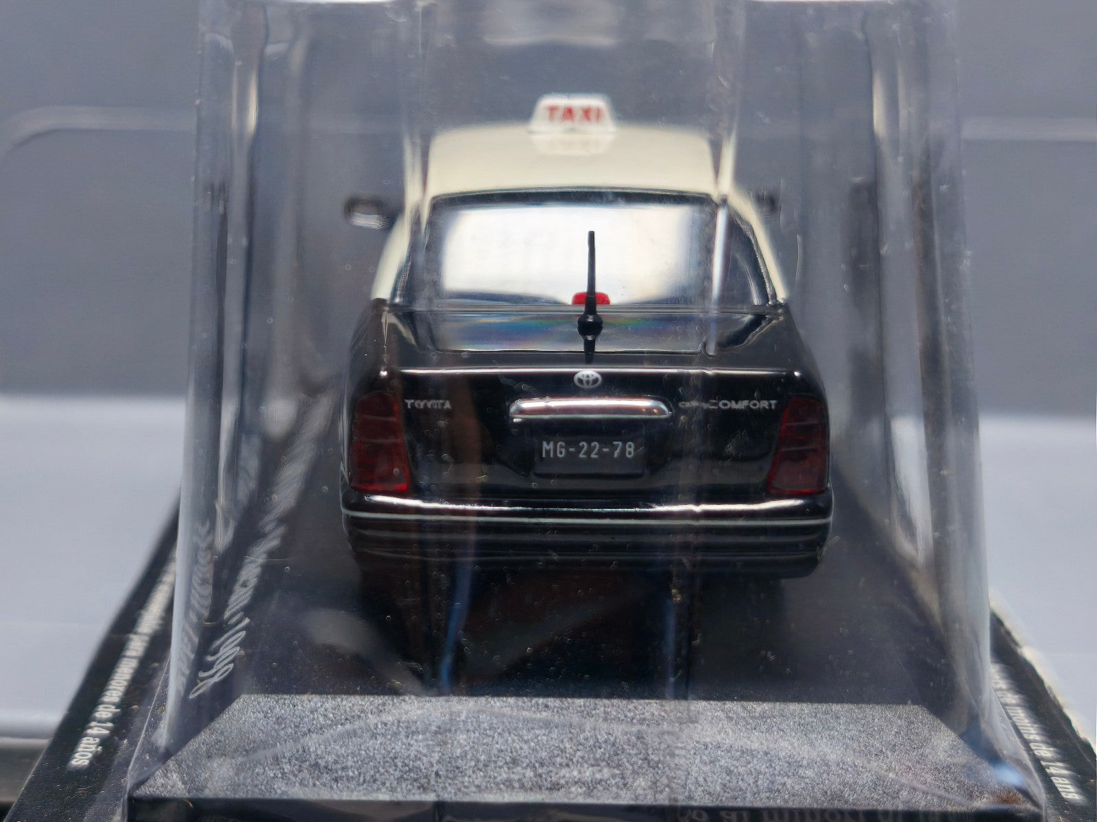Altaya 1/43 Toyota crown  taxi macau 1998 (NP17)