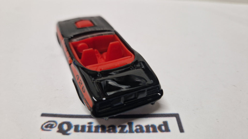 Hot Wheels 2003 decades exclusive target 1970 plymouth barracuda   (A34)