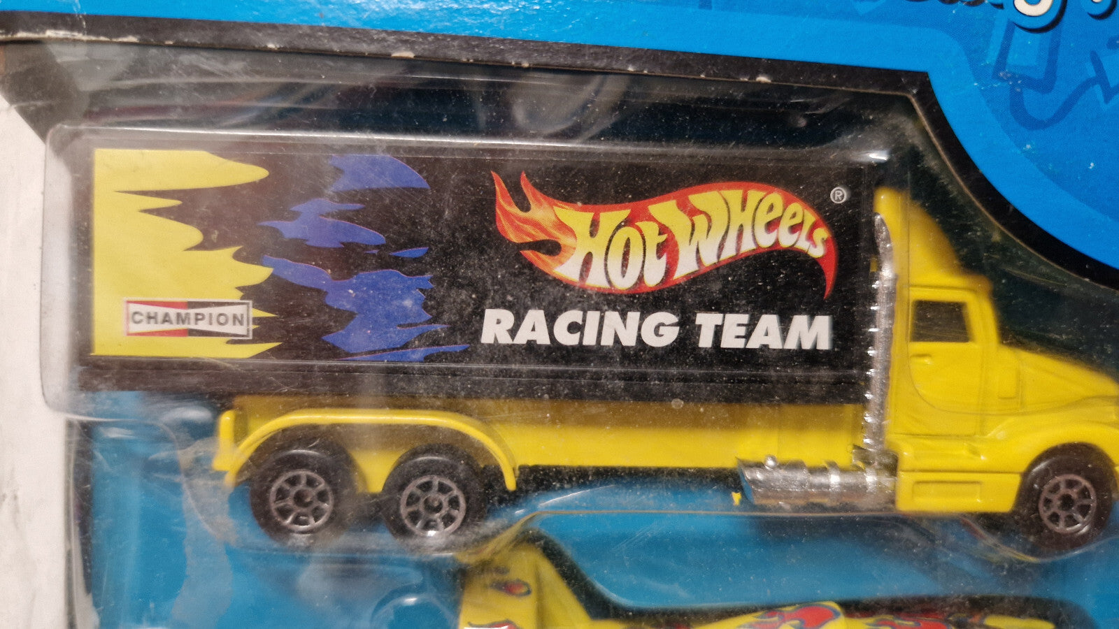Hot Wheels 1999 racing haulers Hydroplane     (C5)