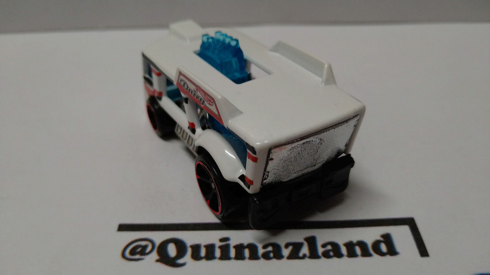 Hot Wheels Chill mill 2015-004 (A16)