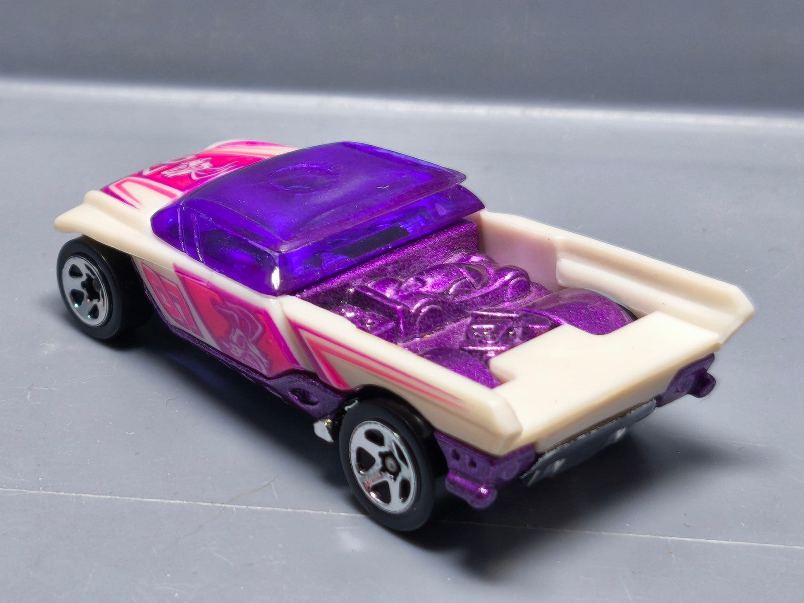 Hot Wheels Jester 2007 egg-clusives exclusive walmart   (A17)