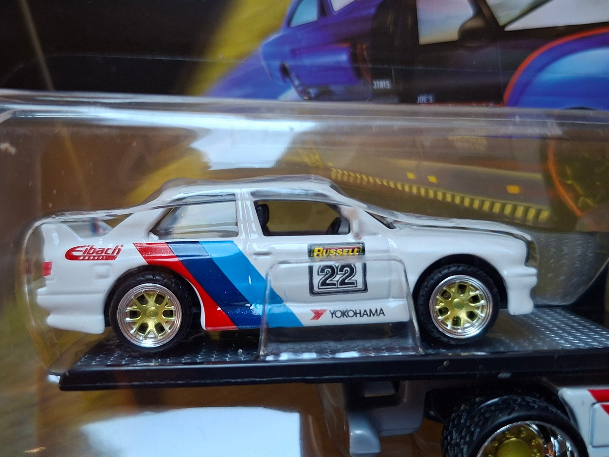 Maisto Design 1988 Maisto Flatbed - BMW M3 E30 #22, white/blue/red (CT06)