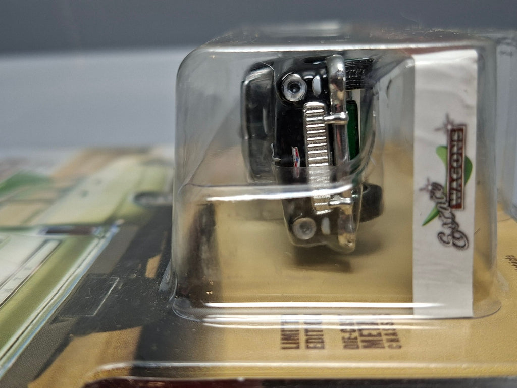 Greenlight Estate Wagons 1955 Chevrolet Two-Ten Handyman Chase (NG43)
