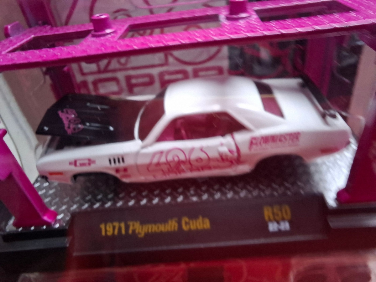 M2 Machines Model Kit Release 50 1971 Plymouth Cuda (NG52)