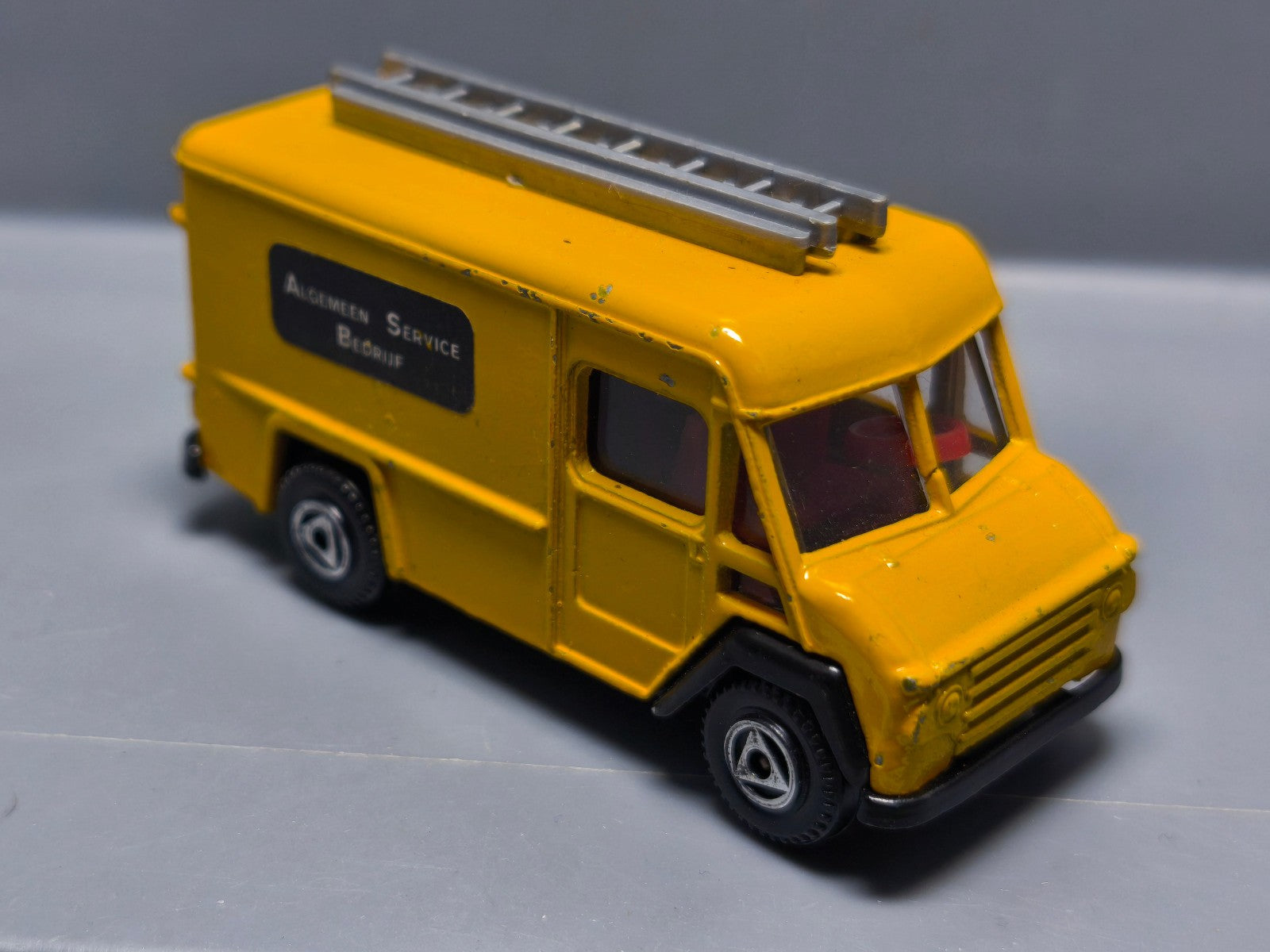 EFSI  Commer 302 (A23)