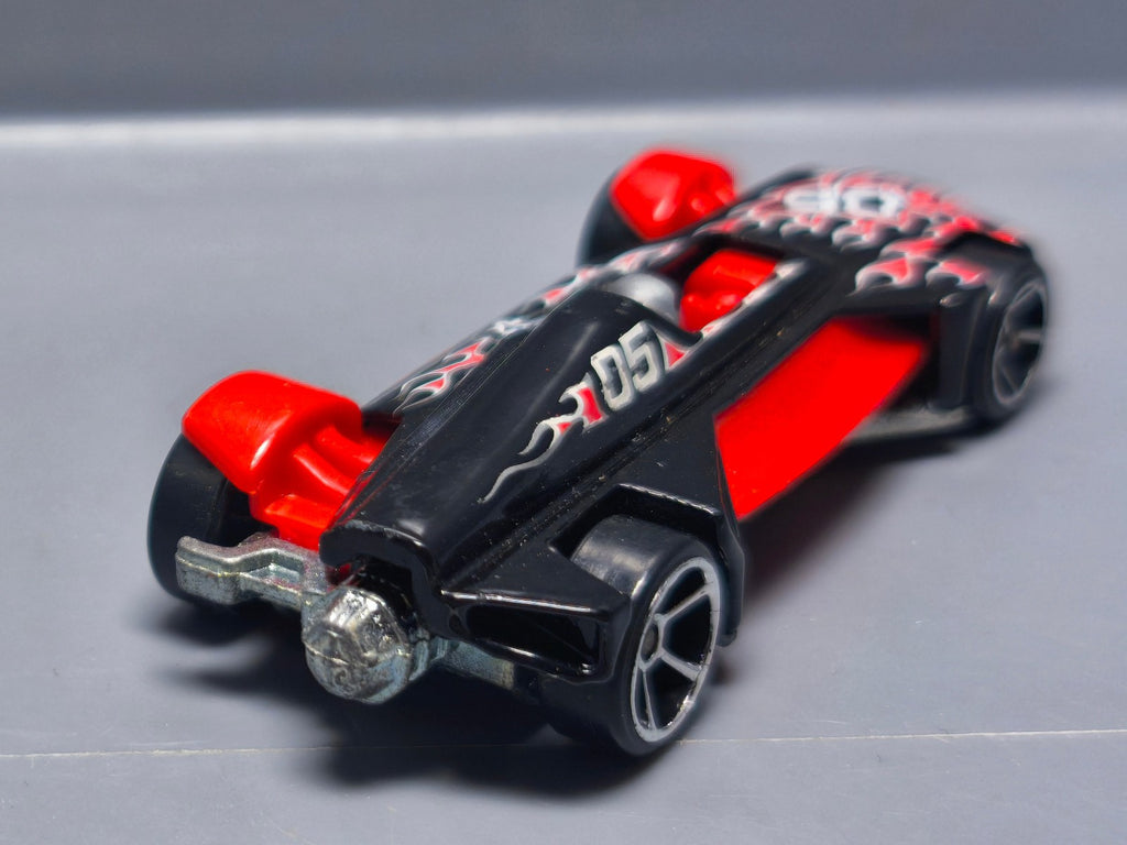 Hot Wheels 2009 connect car  Med-evil (A14)