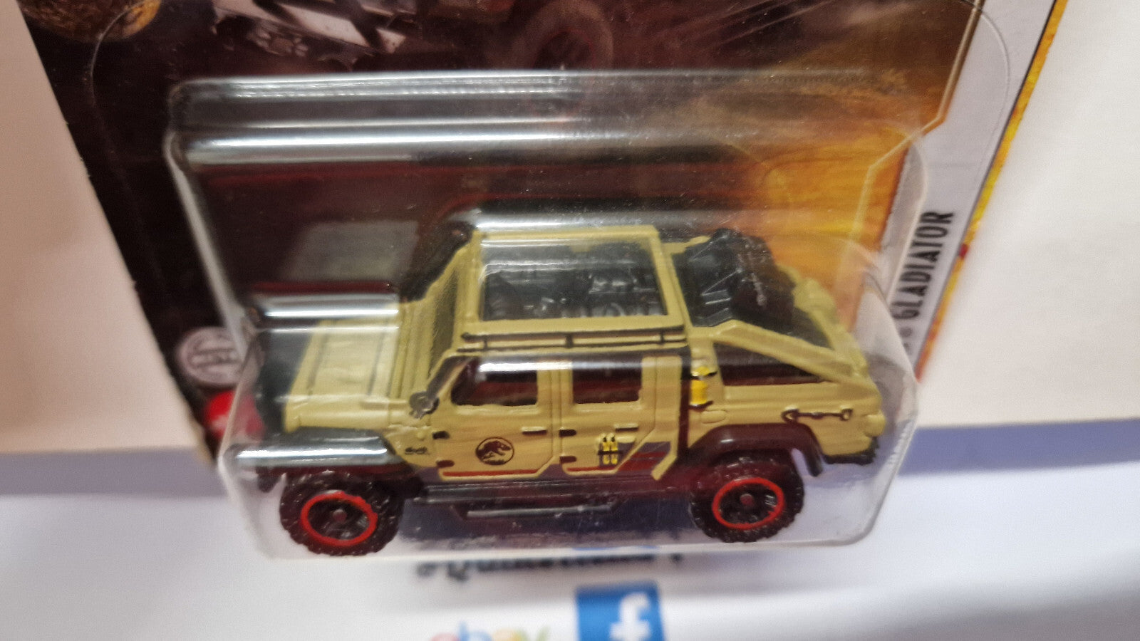 Matchbox 2022 Jurassic World dominion '19 jeep Gladiator     (NP12)