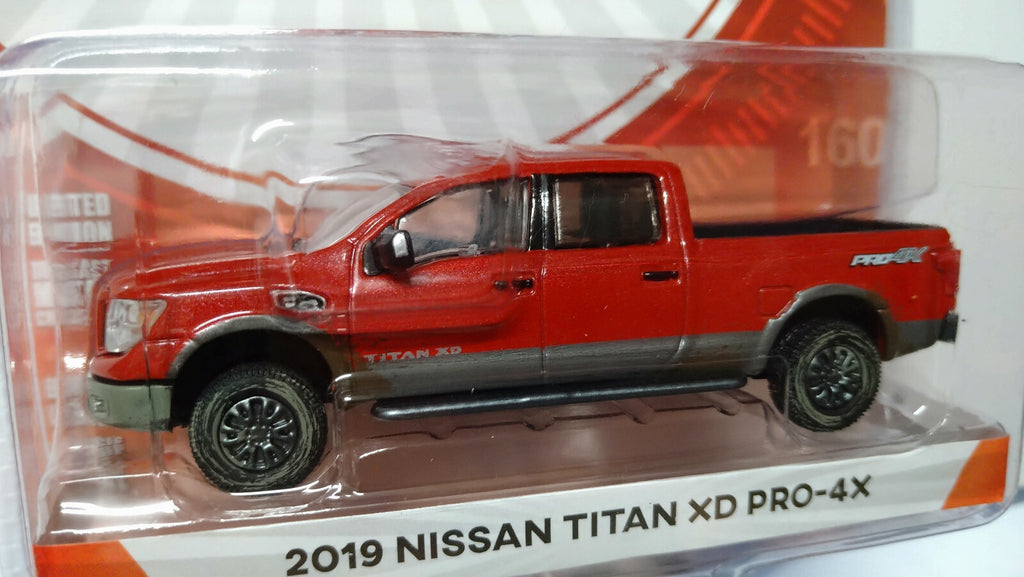 Greenlight Tokyo Torque 2019 Nissan Titan XD Pro-4x (NG64)