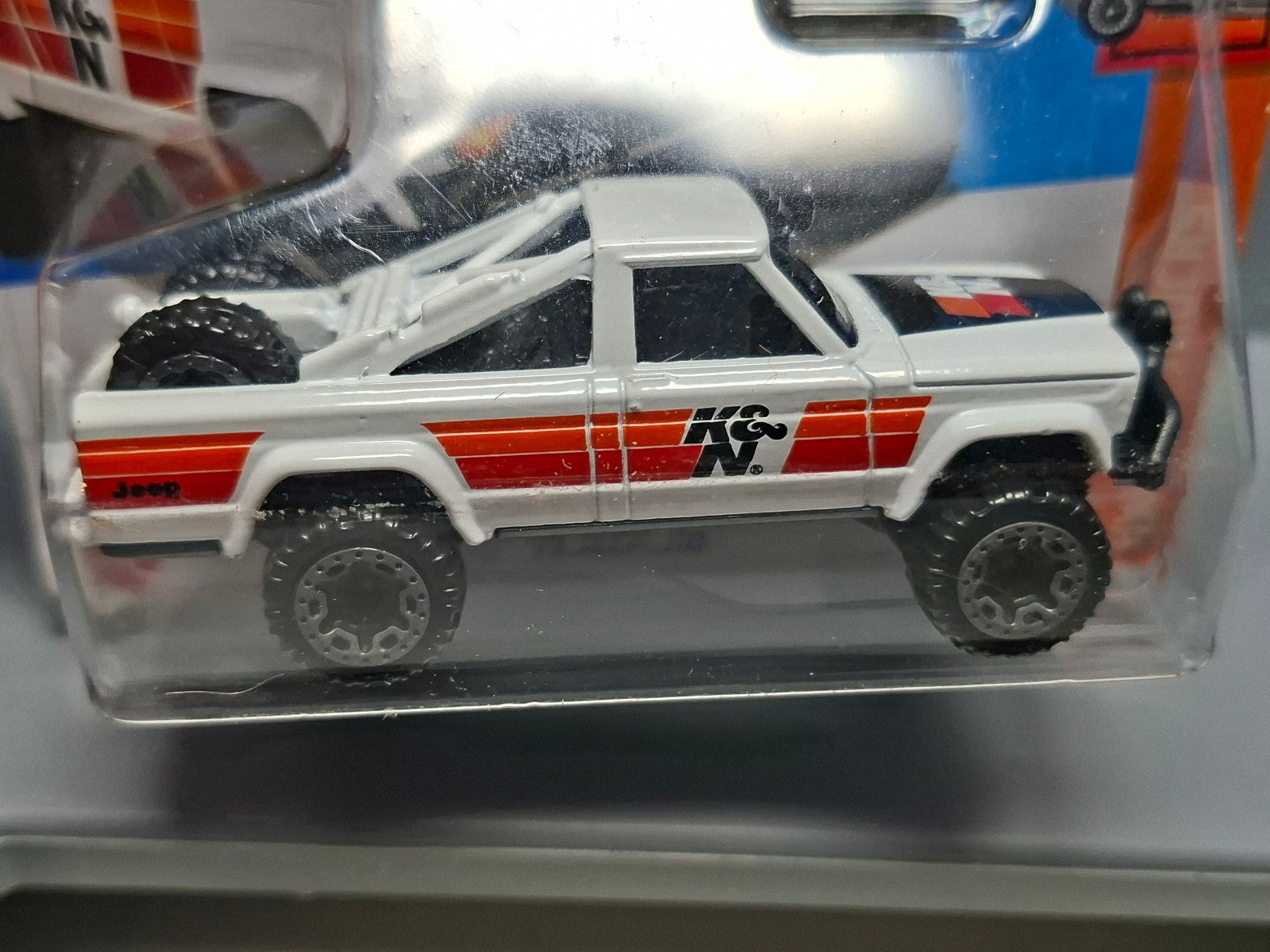 Hot Wheels 73 jeep J10 2024-091 (CP20)