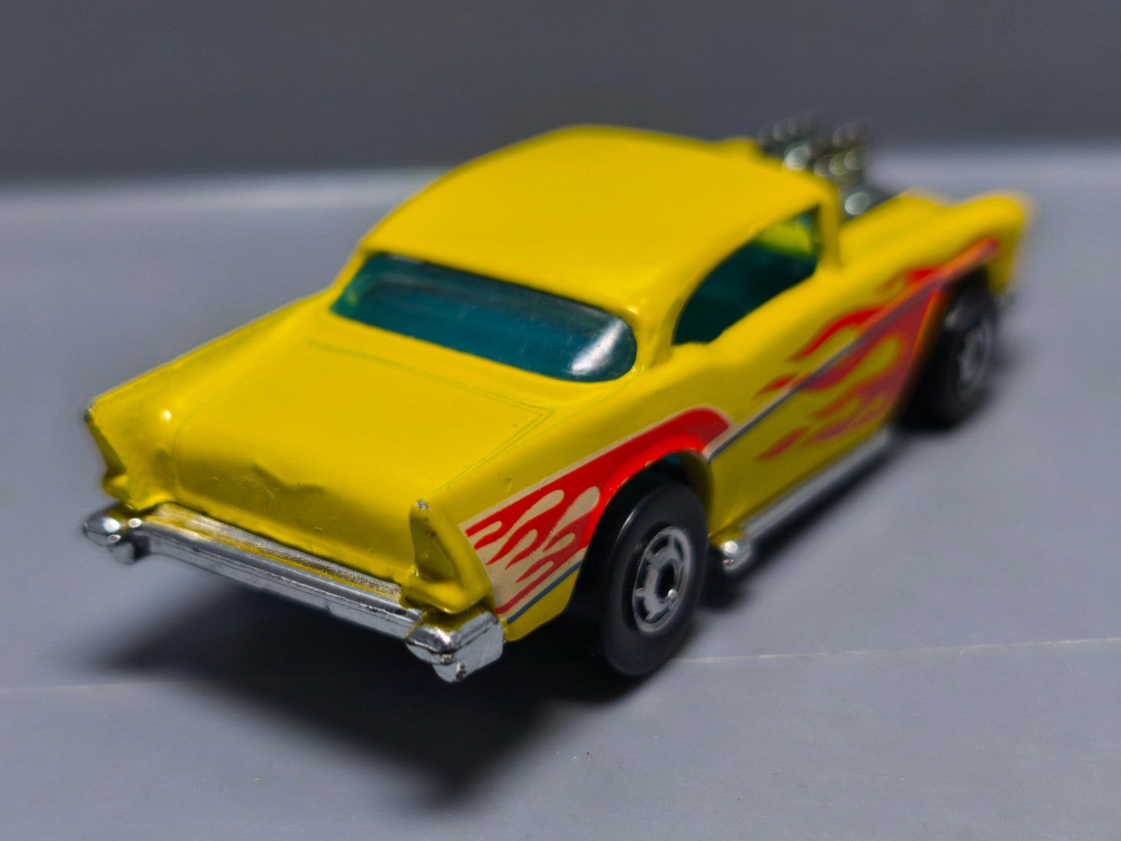 Hot Wheels 57 chevy HO chrome version sans nom sur base 1992-157   (A12)