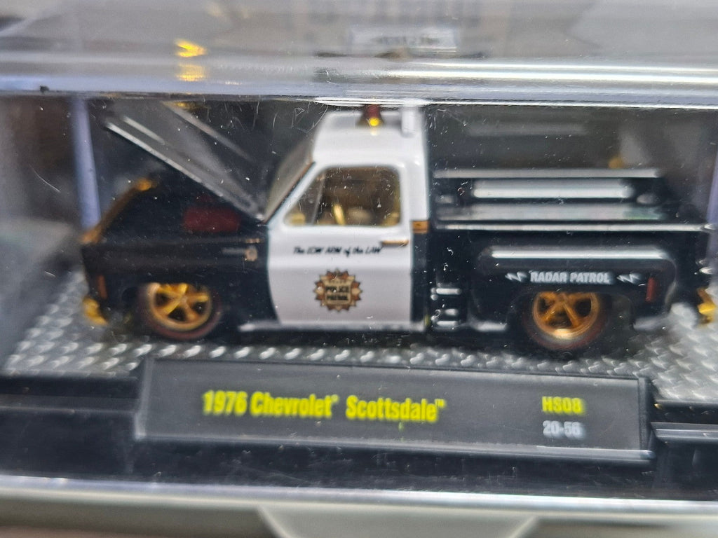 M2 Machines 1976 chevrolet scottsdale Chase 750 pieces (NG46)