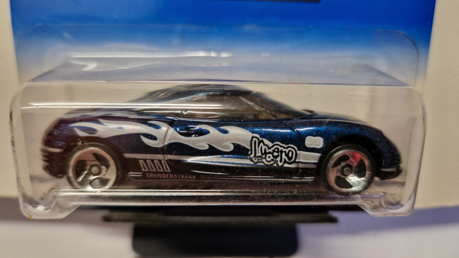 Hot Wheels Chrysler thunderbolt 1999-1107 (NP38)