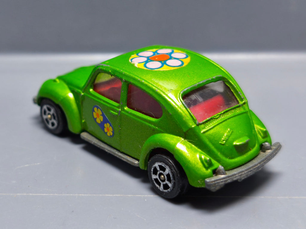 Corgi juniors Wizzwheels  Volkswagen 1300 version verte claire   (A08)