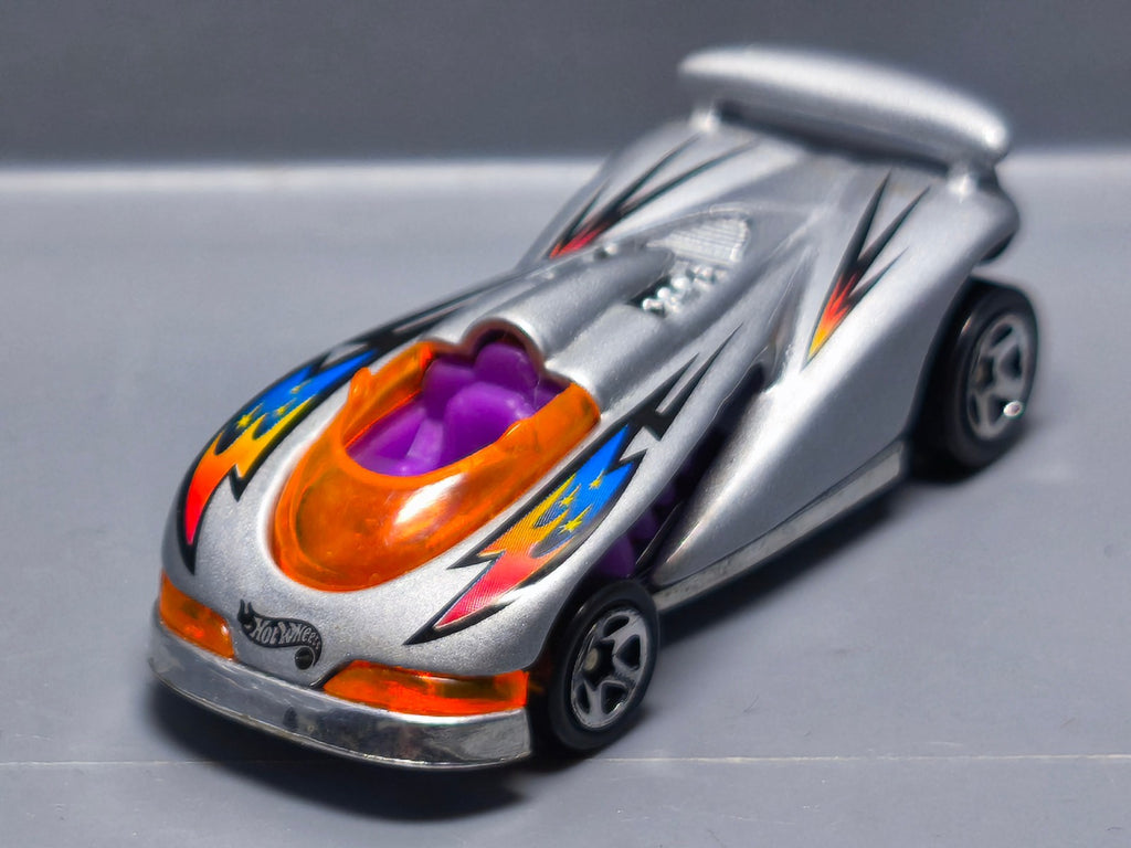 Hot Wheels Speed shark 2001 comics blast  (A20)