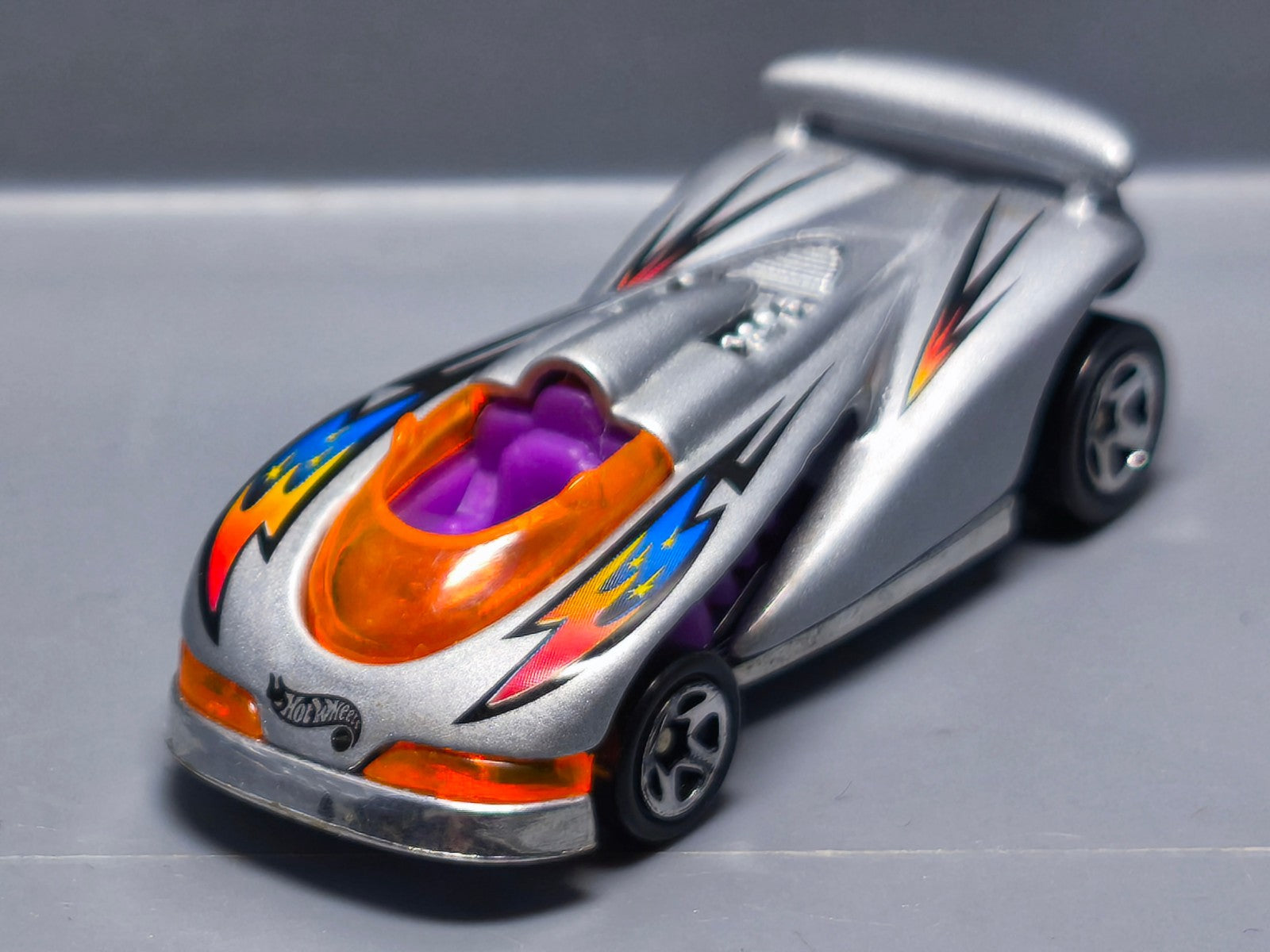 Hot Wheels Speed shark 2001 comics blast  (A20)