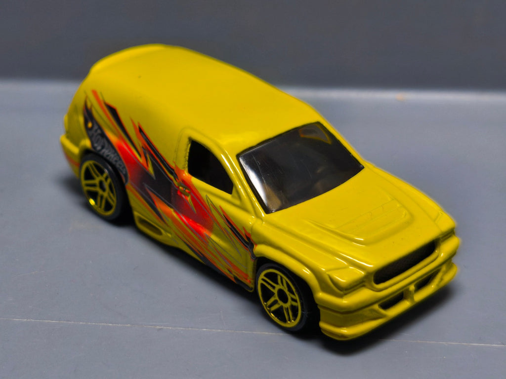 Hot Wheels Fandango 2002-158 (A10)
