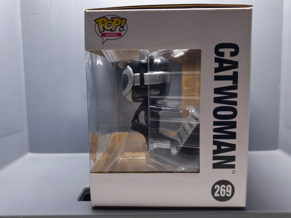 Funko Pop! DC  DELUXE N° 269 Catwoman Jim Lee SPECIAL EDITION (et)