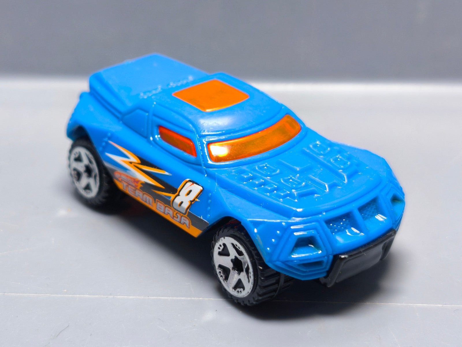 hot wheels 2010 racing rigs RD-08 (A19)