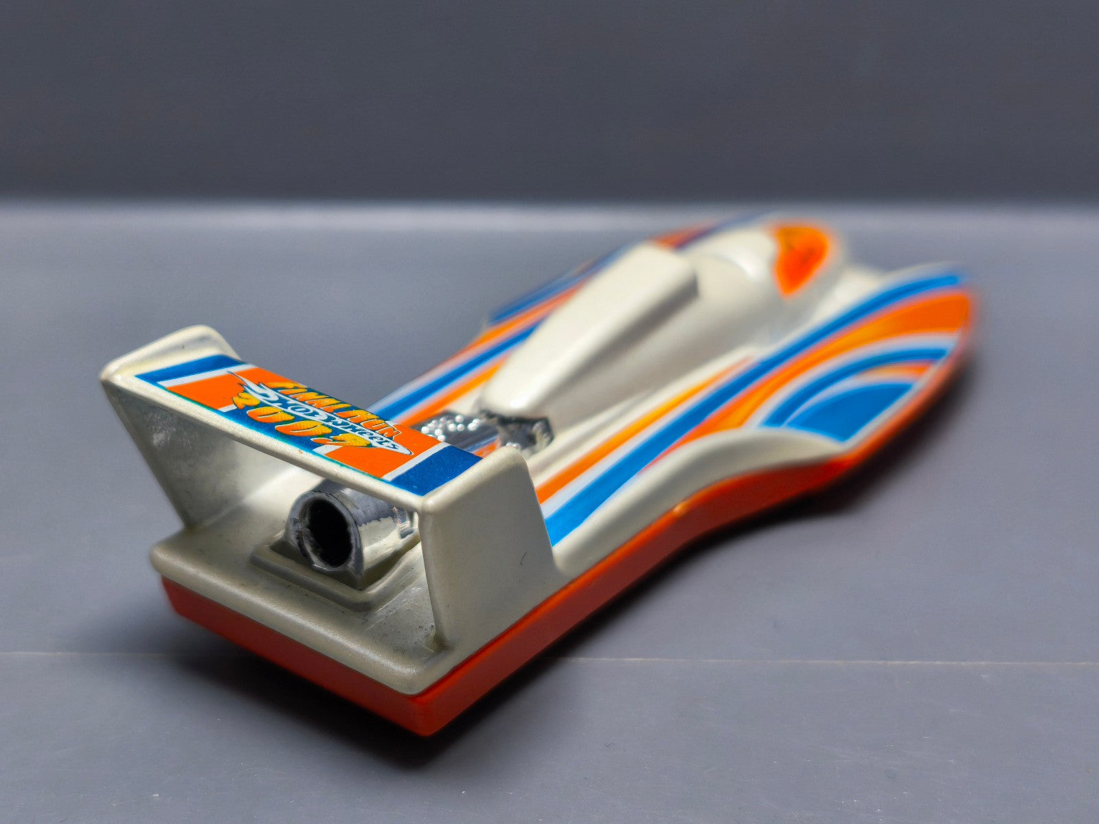 Hot wheels Hydroplane 2005-074 final run (A23)