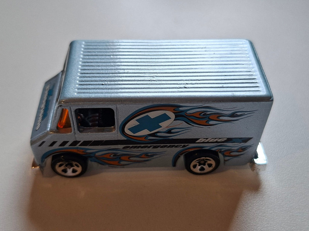 Hot Wheels 2001 multipack Delivery Van     (DV013)