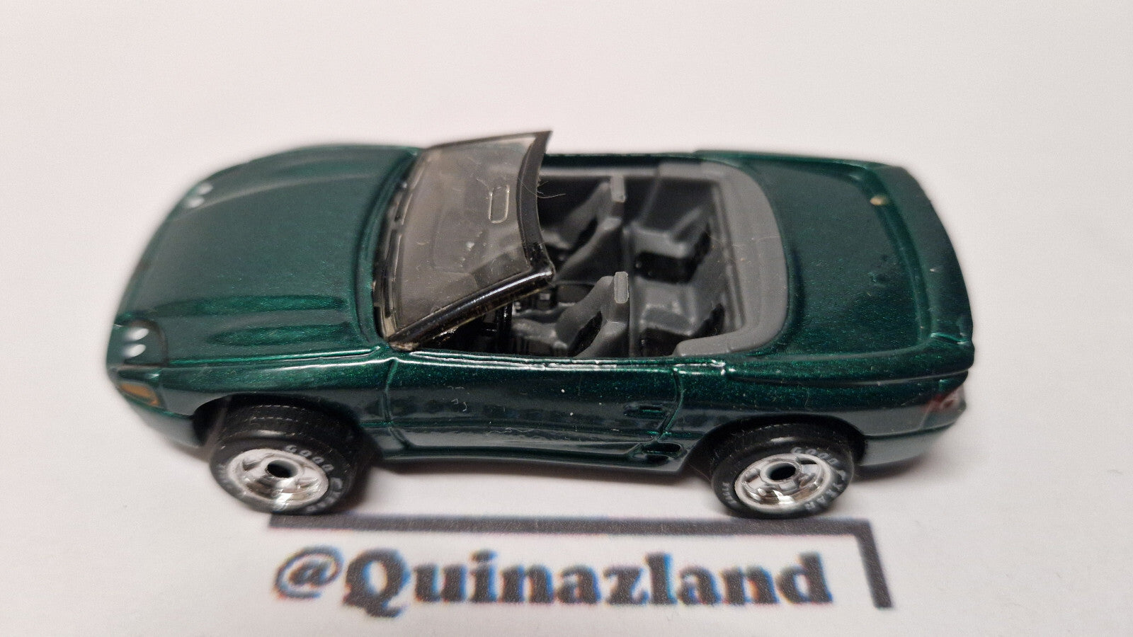 Matchbox 1998 premiere world class série 4 Mitsubishi spyder     (A31)