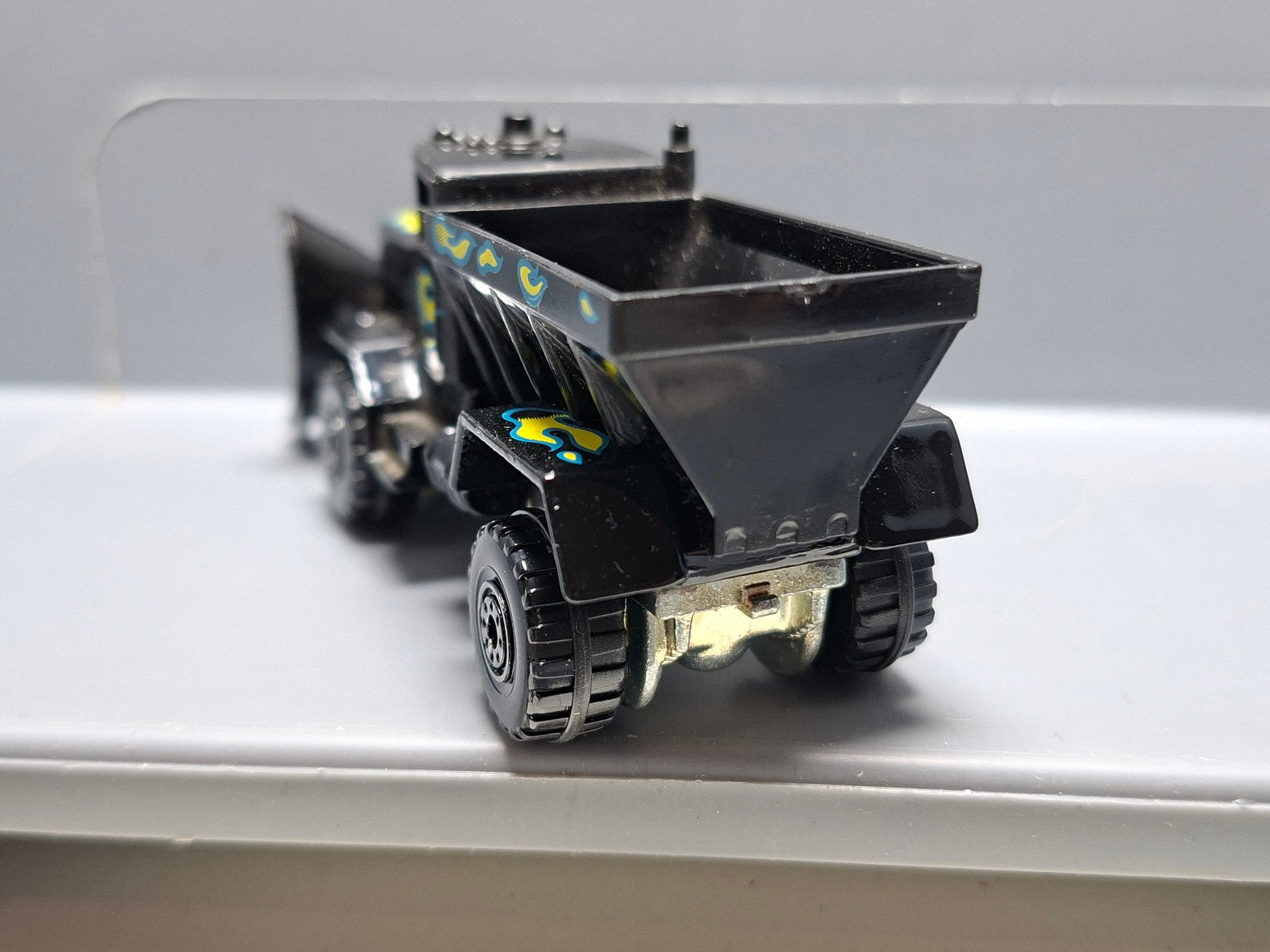 Hot Wheels Oshkosh snowplow version jantes chromes noires 1996-387  (CP04)