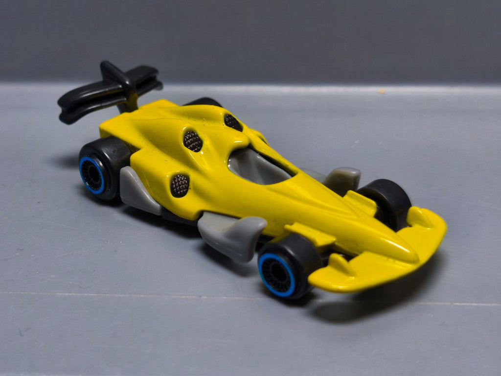 Hot Wheels Open wheel racer 2012 promo mcdo    (A02)