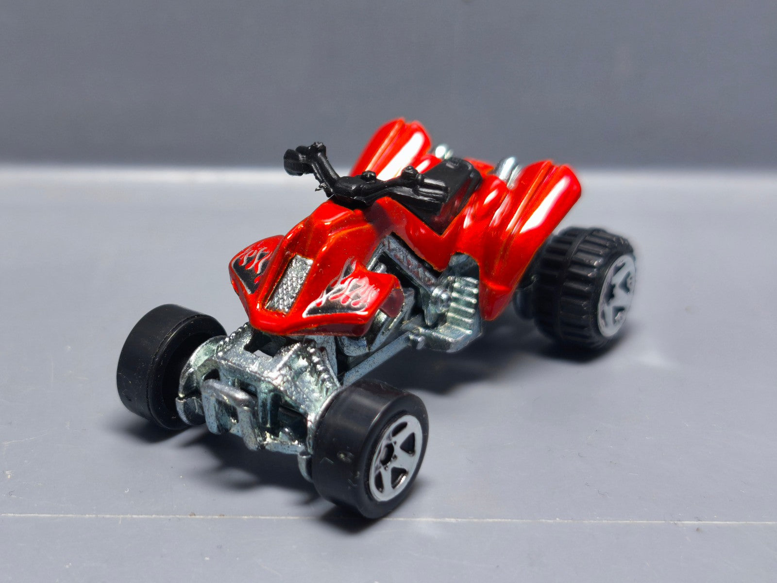 Hot Wheels Sand stinger 2007 mystery models  (A39)