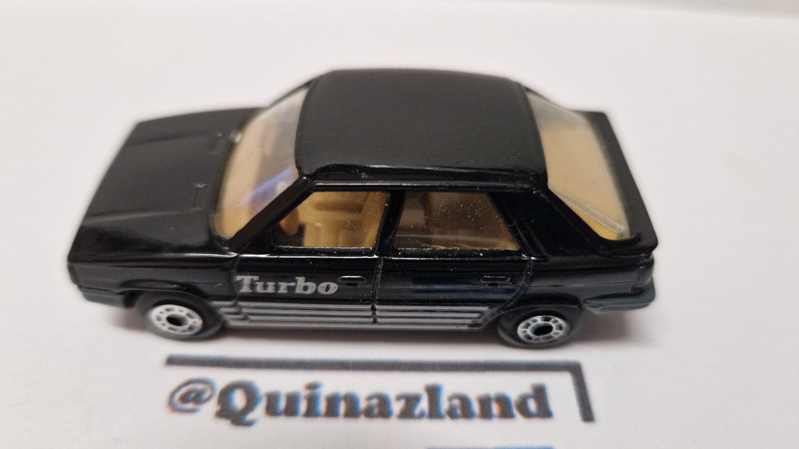 Matchbox 1987 mainline  Renault 11    (A31)