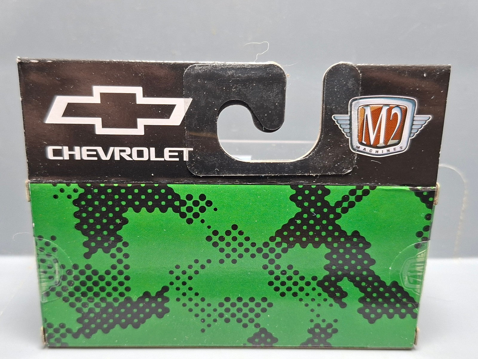 M2 Machines Auto-Thentics Release 100 1992 Chevrolet C1500 SS 454 (NP06)