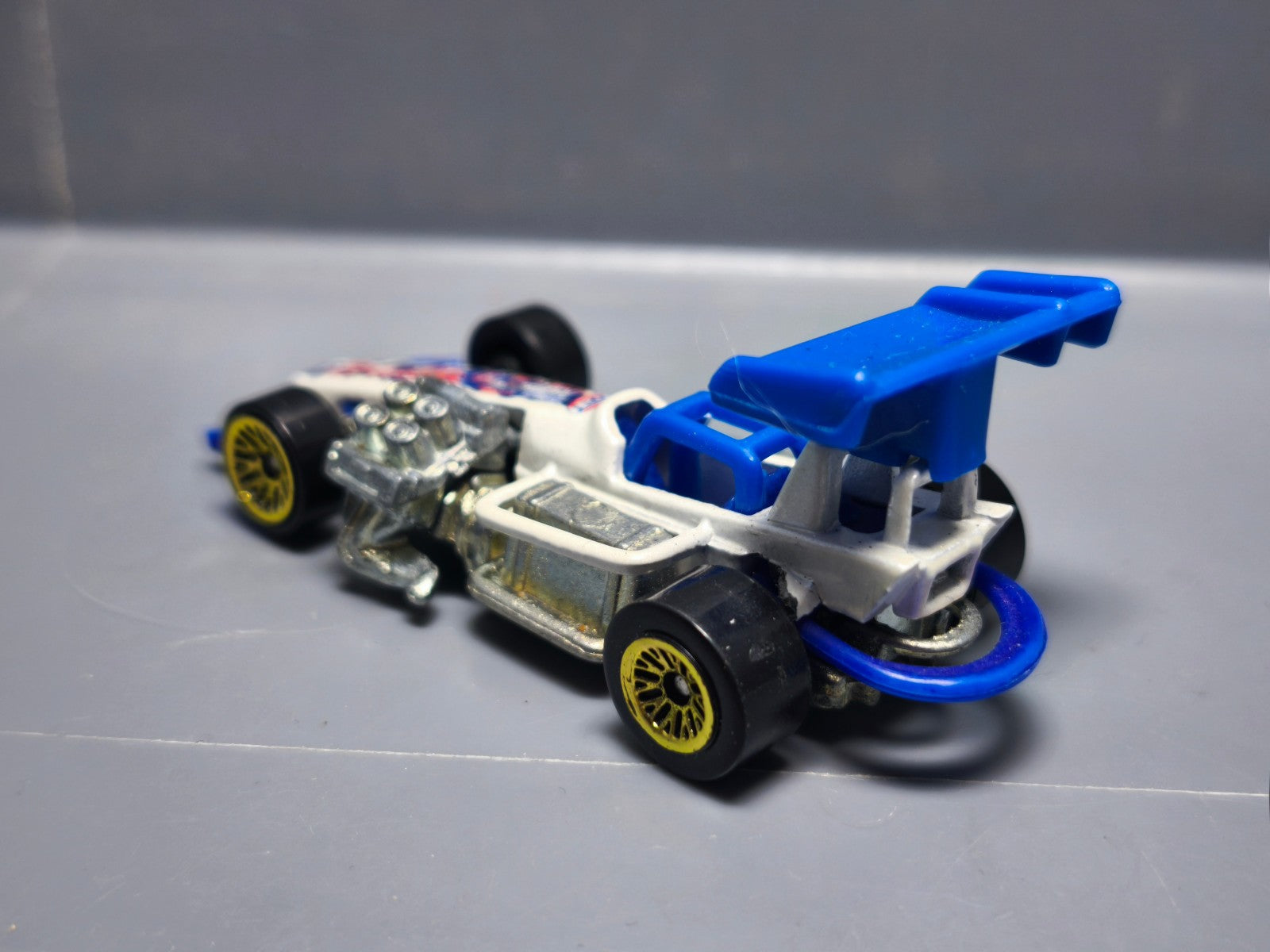 Hot Wheels Super modified 2010-170   (A25)