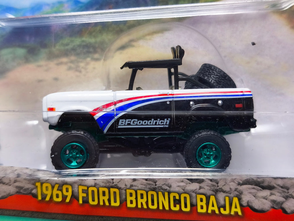Greenlight Chase All-Terrain BF Goodrich 1969 Ford Bronco Baja (NG59)